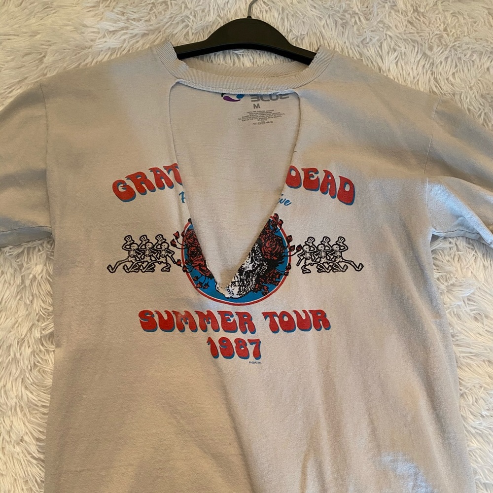 Graphic tee